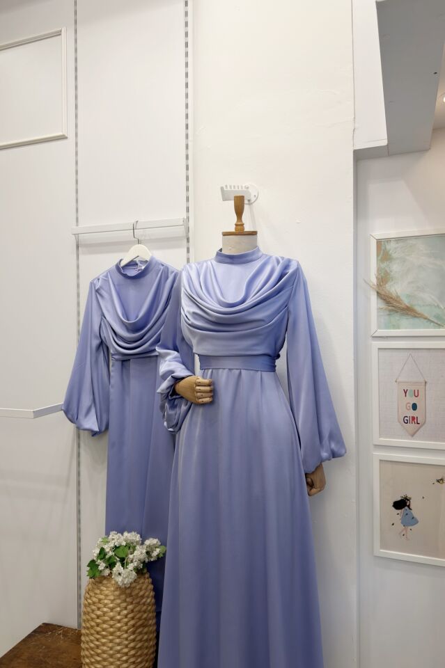 Lila Drapeli Amaris Abiye