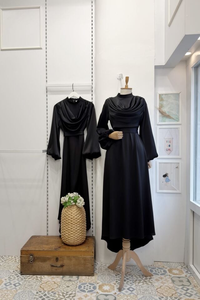 Siyah Drapeli Amaris Abiye