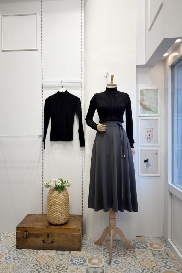 Antrasit Broşlu Scuba Etek