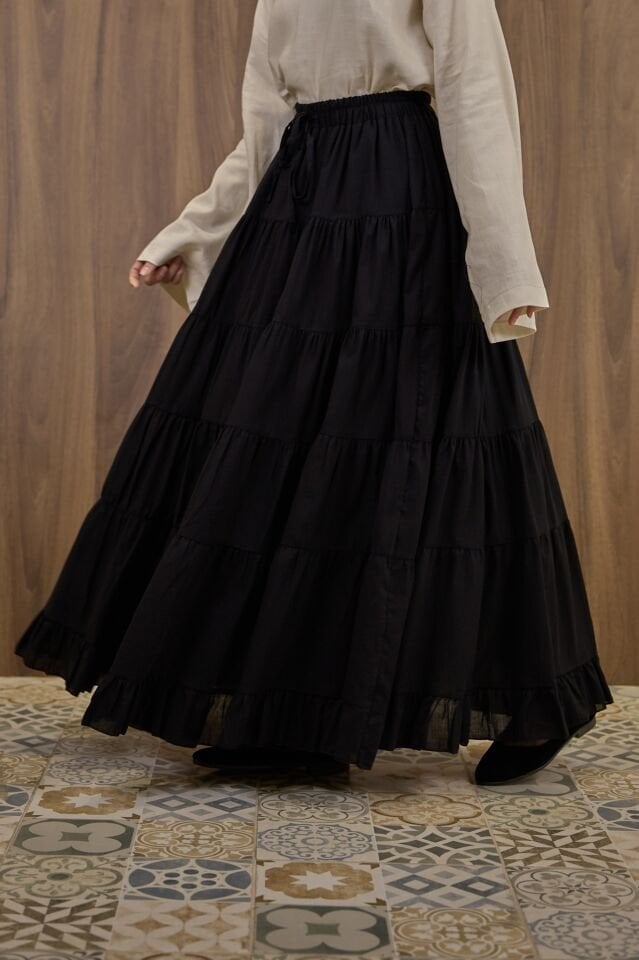 Siyah Kat Kat Bellora Viskon Etek