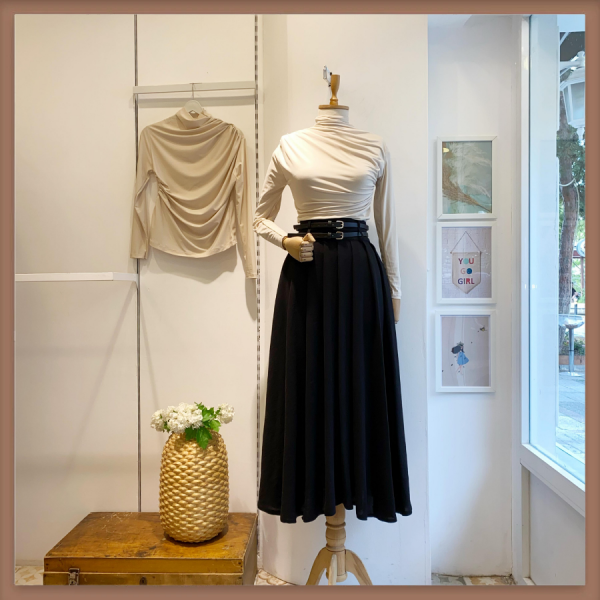 Siyah İki Kemerli Pileli Safe Etek