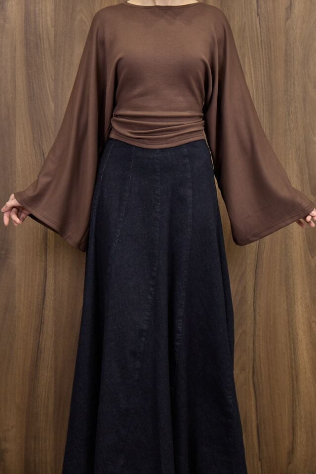 Kahverengi Bel Detaylı Geniş Kol Bluz