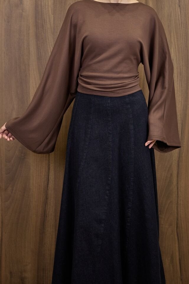 Kahverengi Bel Detaylı Geniş Kol Bluz