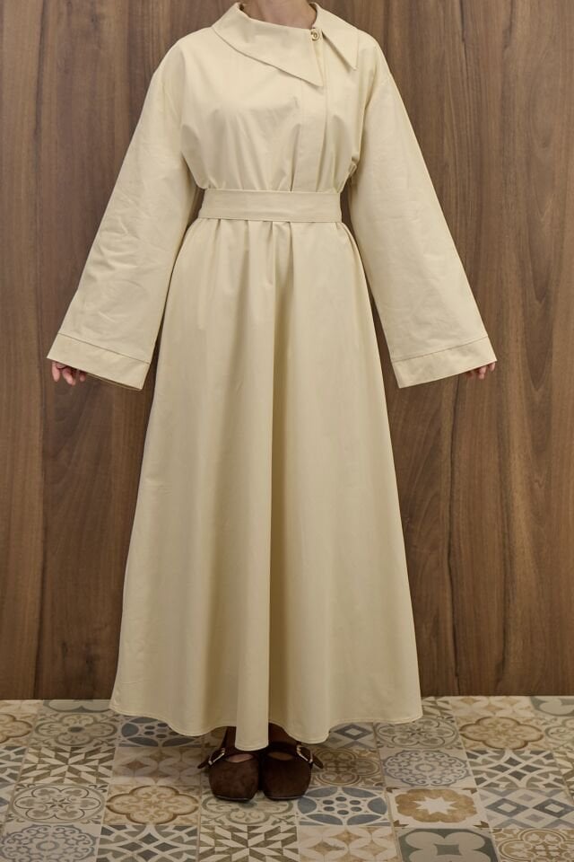 Krem Yaka Detaylı Poplin Elbise