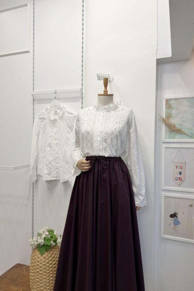 Beyaz Piovere Fistolu Gömlek