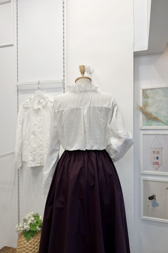 Beyaz Piovere Fistolu Gömlek