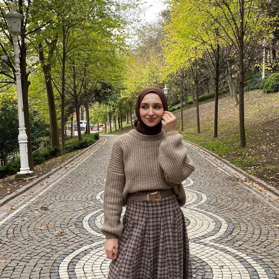 Faya Girsl x  Koyu Vizon NUAGEUX KAZAK