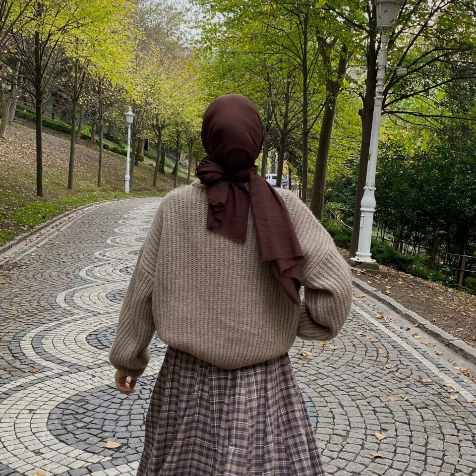 Faya Girsl x  Koyu Vizon NUAGEUX KAZAK