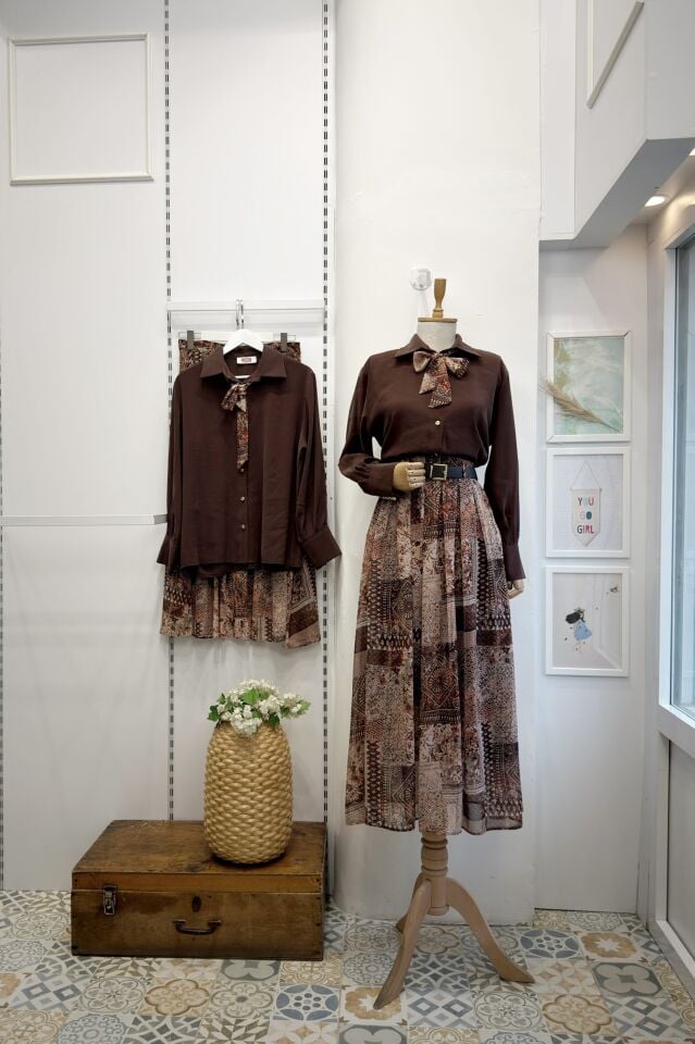 Kahverengi Desenli Şifon Etekli Chermine Takım