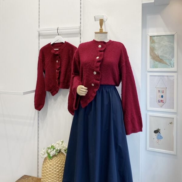 Kırmızı Silver Düğmeli Asimetrik Hırka