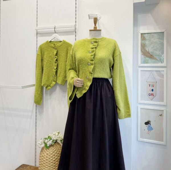 Açık Yeşil Silver Düğmeli Asimetrik Hırka