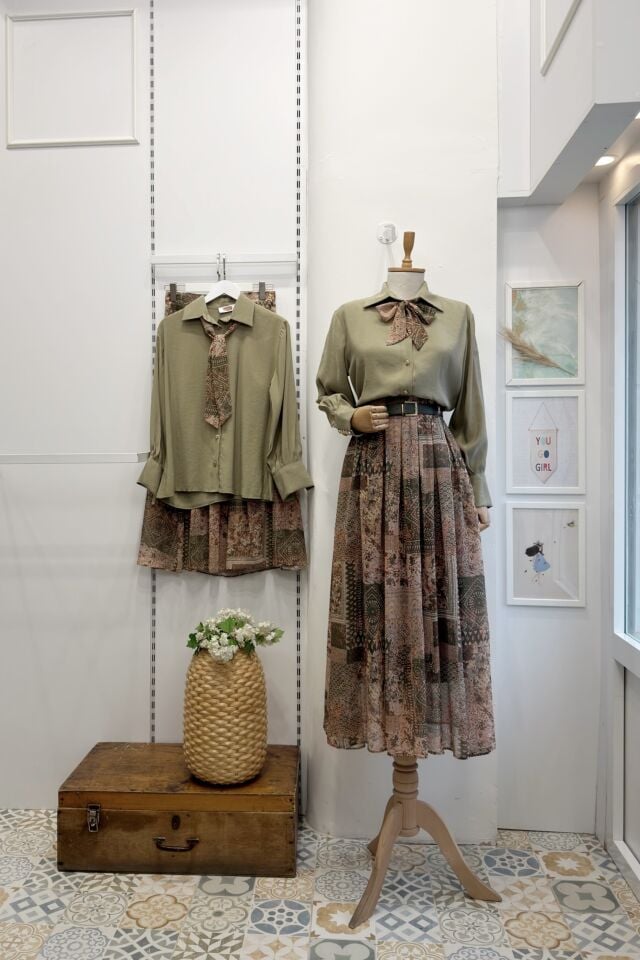 Çağla Yeşili Desenli Şifon Etekli Chermine Takım