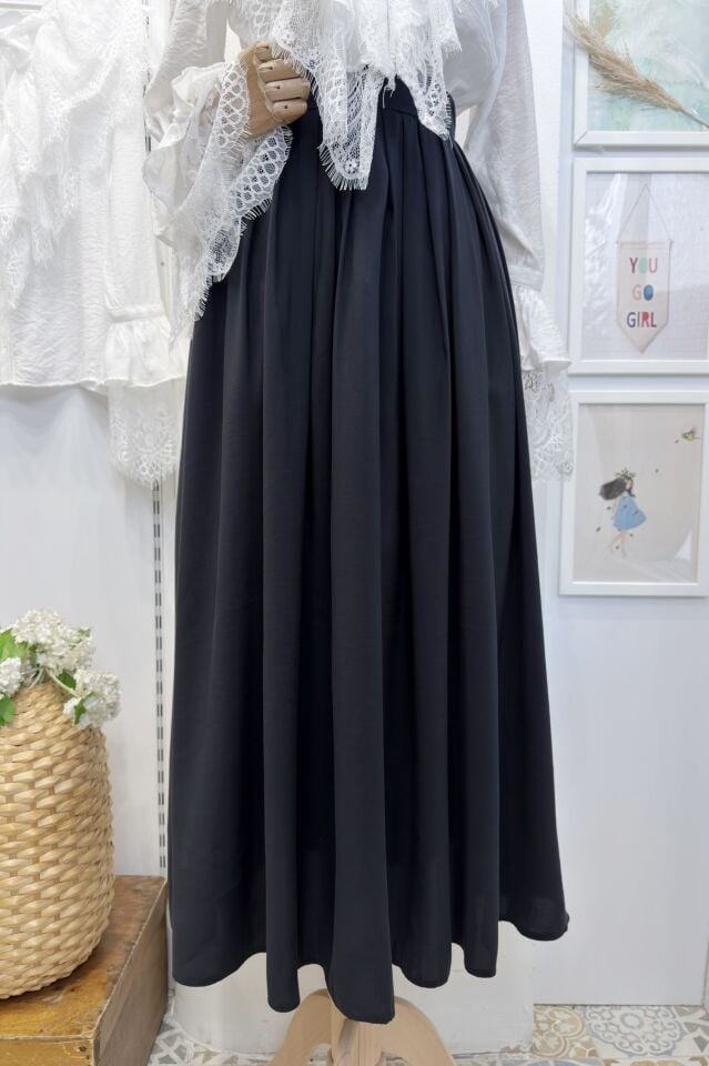 Siyah Piliseli Alice Etek