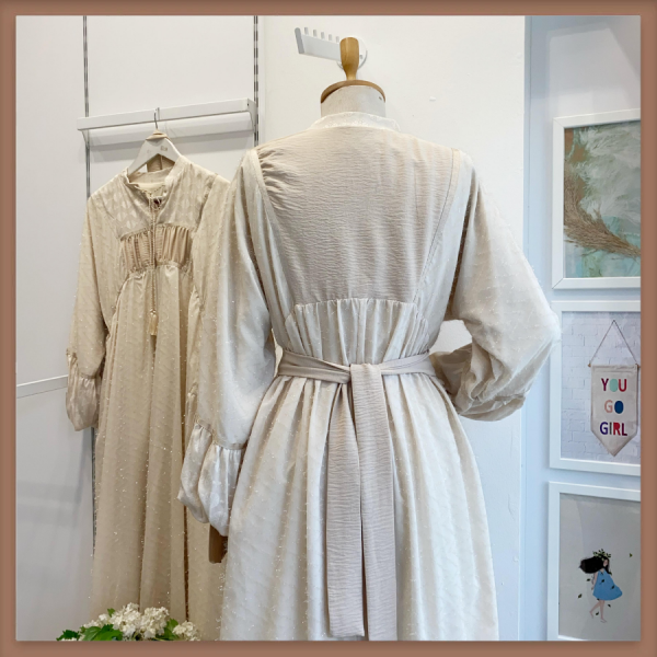 Krem Parıltılı Şifon Kumaş Abiye