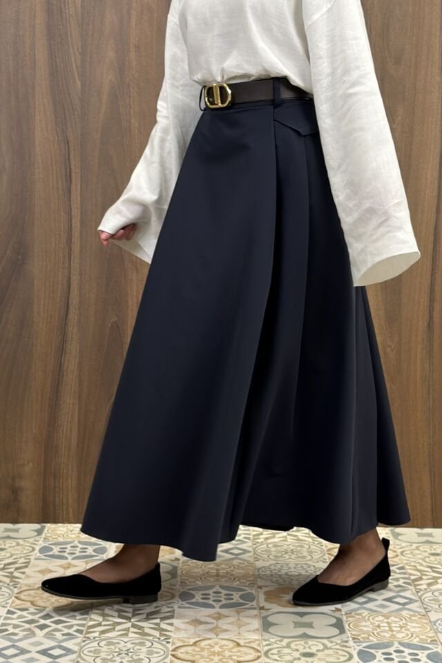 Kemer Detaylı Lacivert Crep Etek