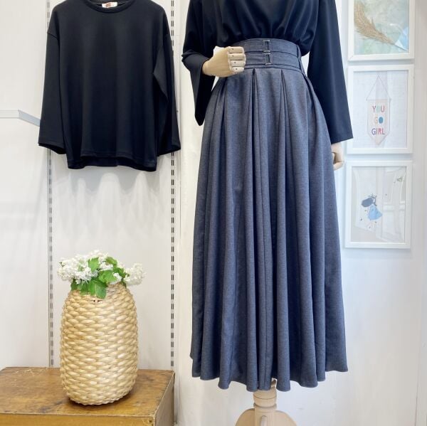 Gri Kemer Detaylı Viskon Etek