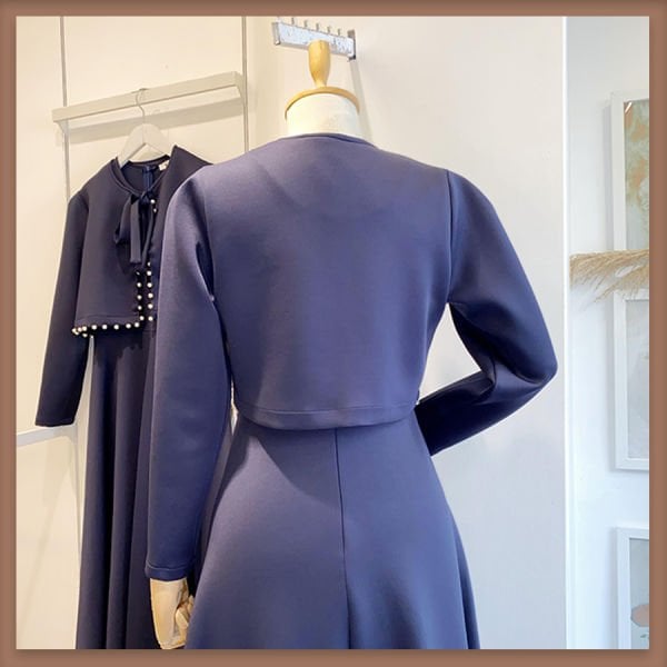 İnci ceketli lacivert scuba elbise