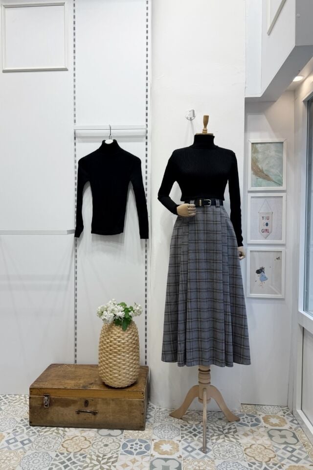 Gri Ekose Desenli Arain Etek