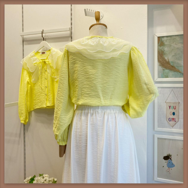 Sarı Geniş Yakalı Strawberry Gömlek