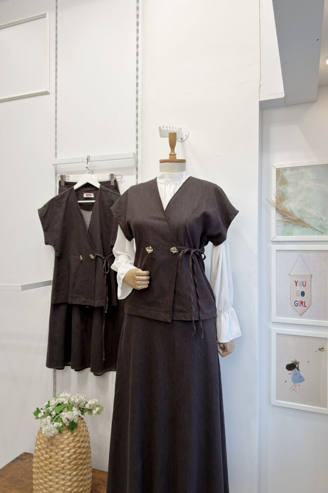 Kahverengi Anvelop Yelekli Takım