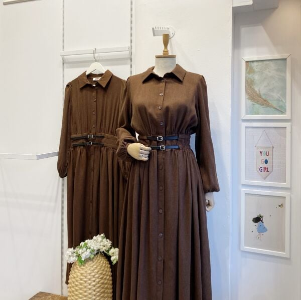 Kahverengi Çift Kemerli Yün Elbise