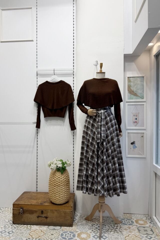 Kahverengi Ridea Pelerinli Kazak