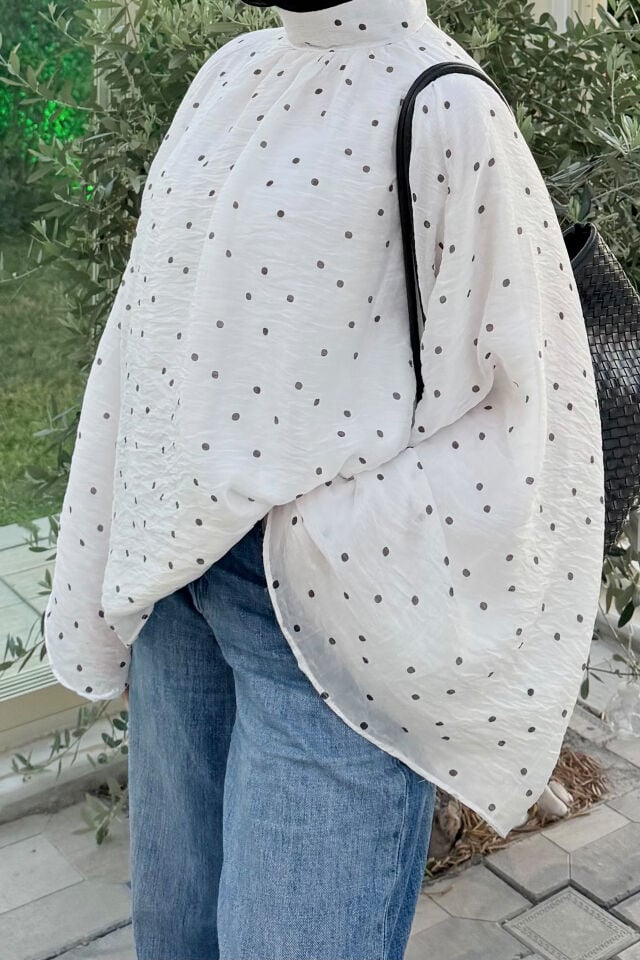 Faya Girls x Puantiyeli Beyaz Şifon Velissa Bluz (ÖN SİPARİŞ)