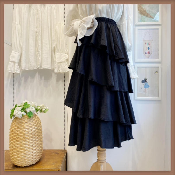 Siyah Asimetrik Kat Kat Etek