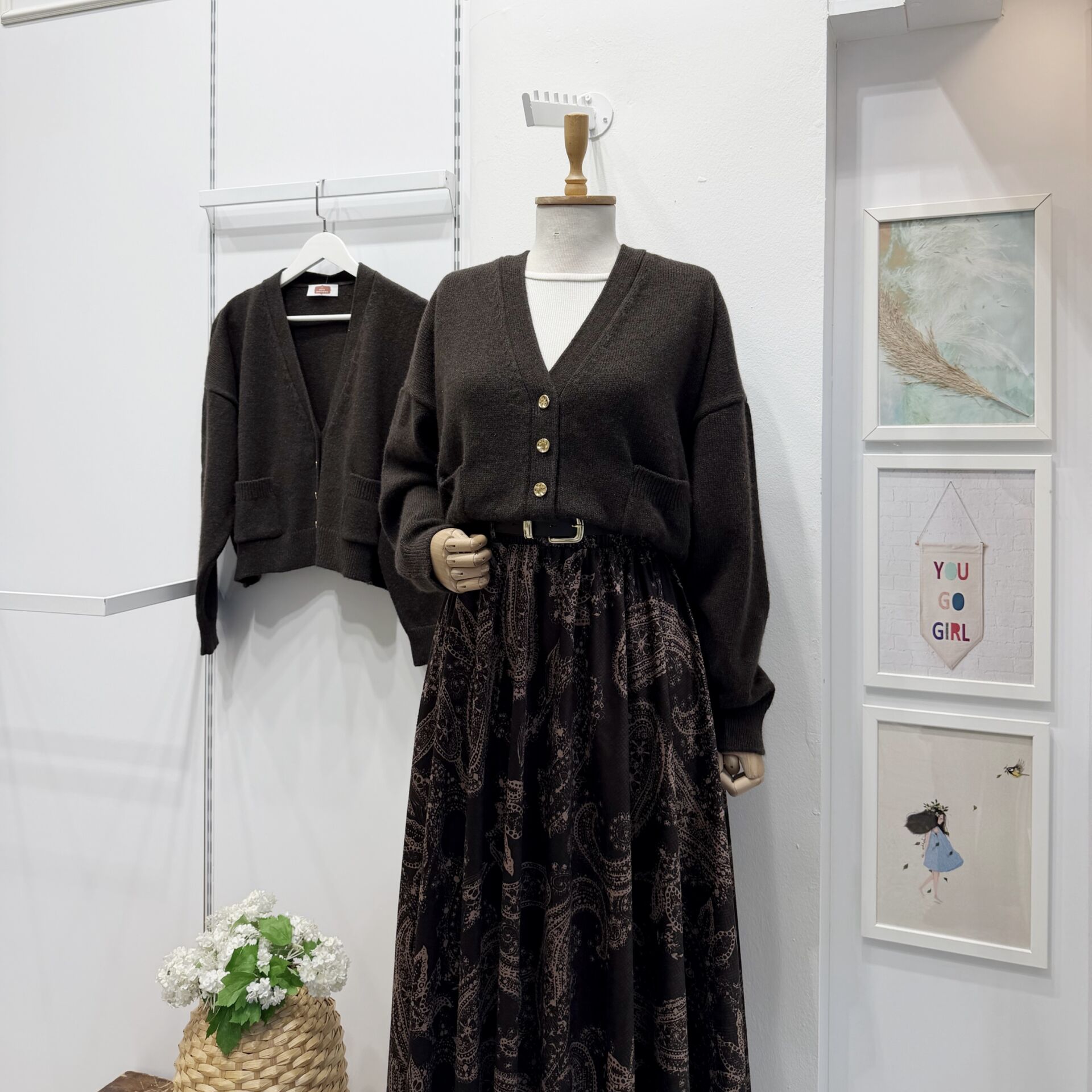 Acı Kahve Kese Cepli Yün Triko Hırka