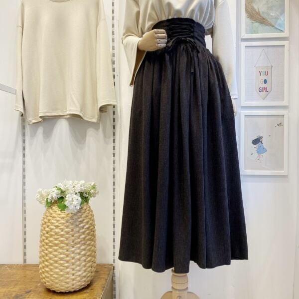 Kahverengi Yün Efekt Karian Etek