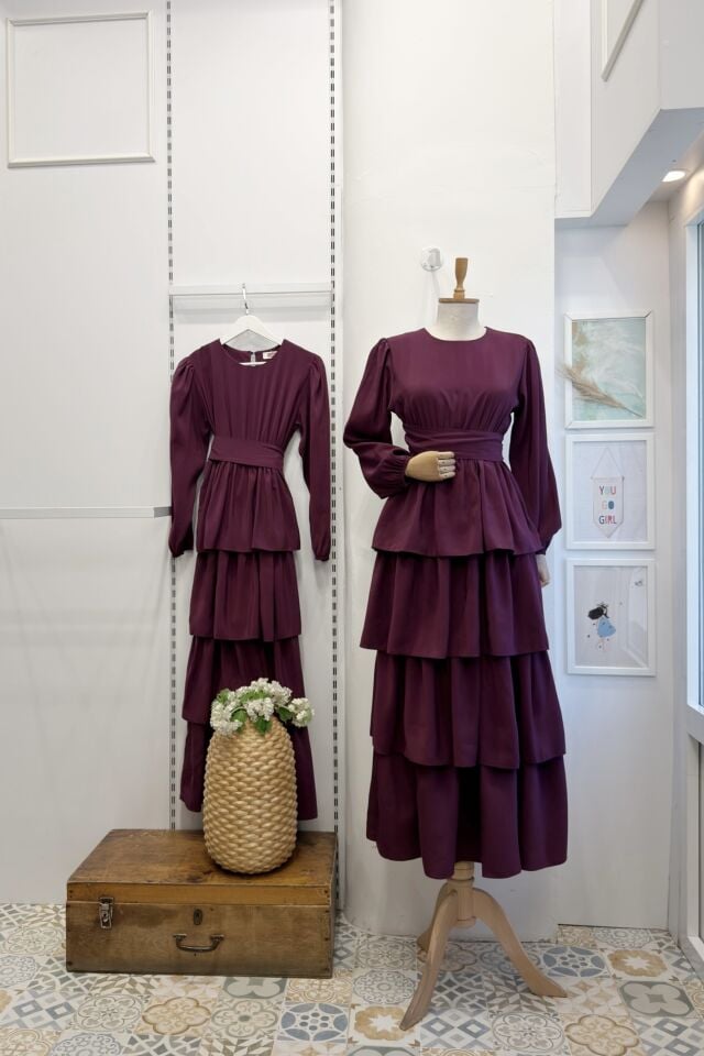 Mürdüm Kuşak Detaylı Penny Kat Kat Elbise