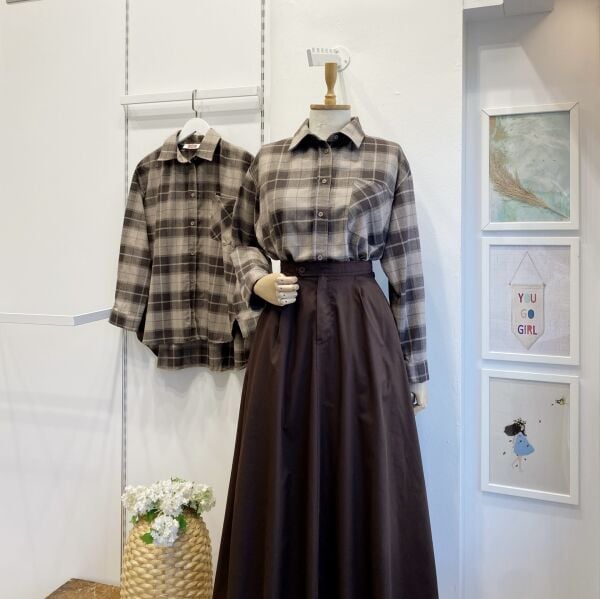 Kahverengi Ekoseli Yün Gömlek