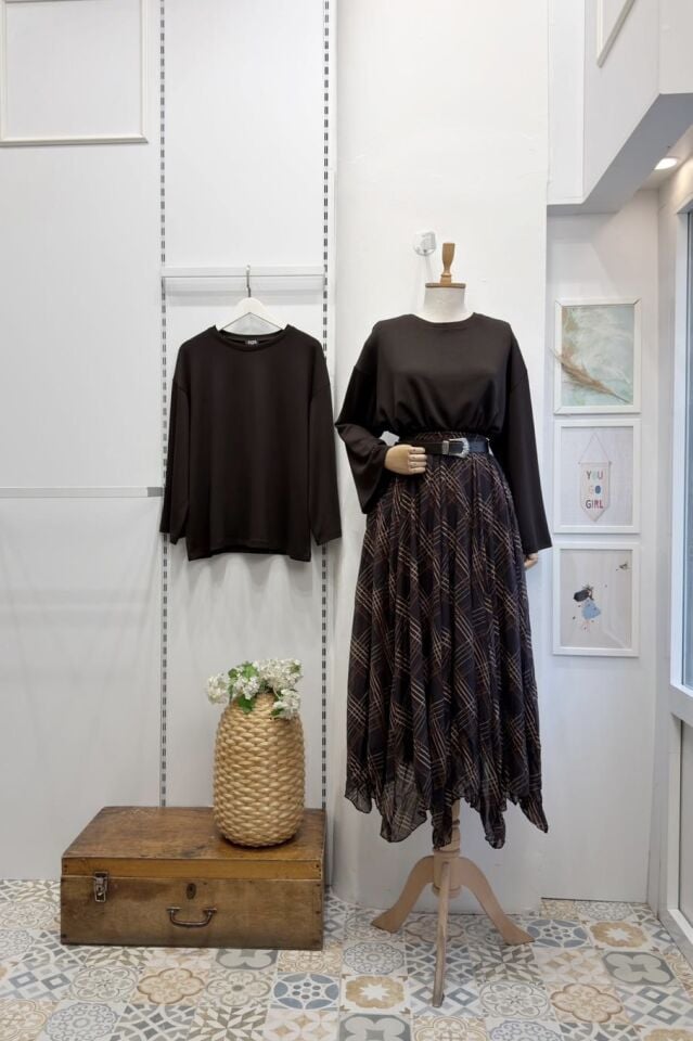 Kahverengi Ekose Desenli Asimetrik Şifon Etek