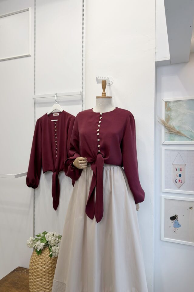 Sedef Düğme Detaylı Bağlamalı Bordo Gömlek