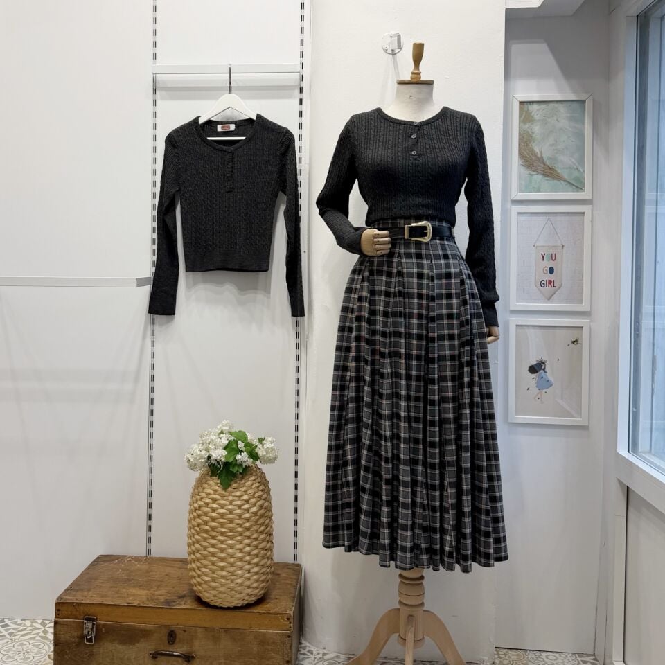 Siyah Kemer Detaylı Ekoseli Venüs Etek