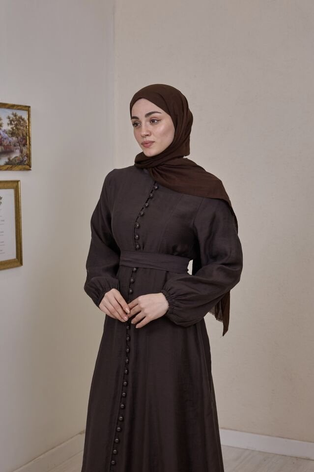 Önü Düğmeli Kahverengi Tensel Elbise