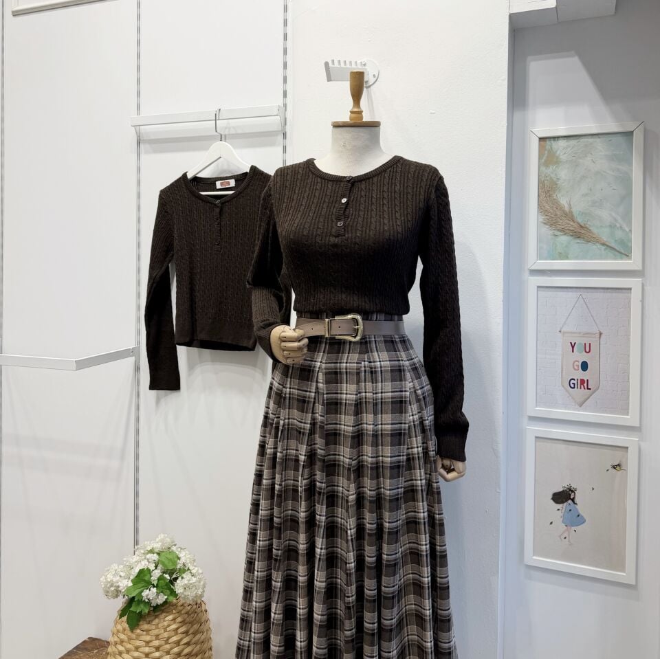 Kahverengi Furry İnce Triko Kazak