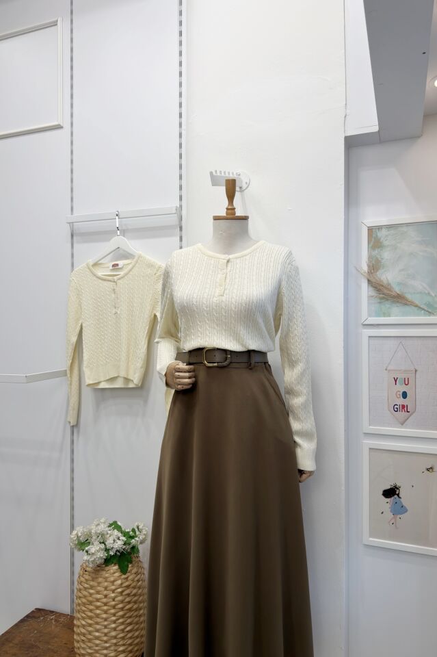 Ekru Furry İnce Triko Kazak