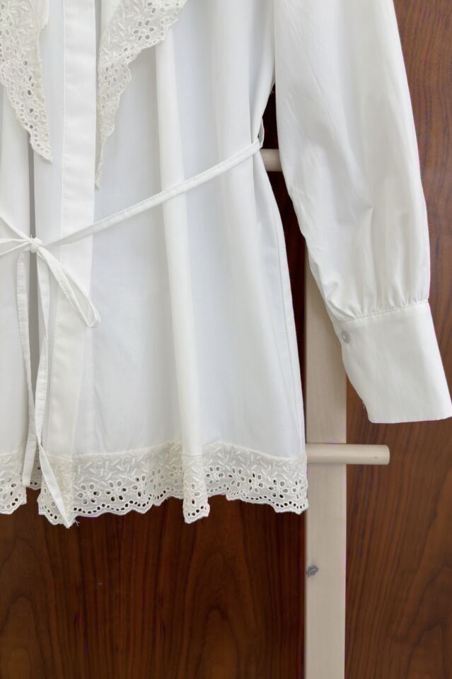 Beyaz Fisto Şal Yakalı Poplin Tunik