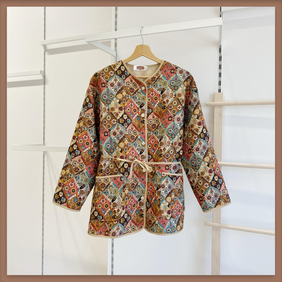 Krem Etnik Desenli Kapitone Ceket