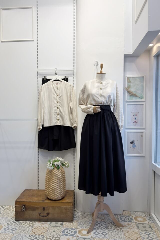 Siyah Çizgi Gömlekli Volume Takım