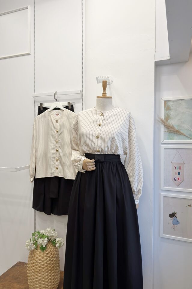 Siyah Çizgi Gömlekli Volume Takım