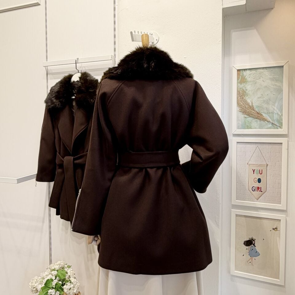 Kahverengi Kürk Yakalı Kaşe Kaban