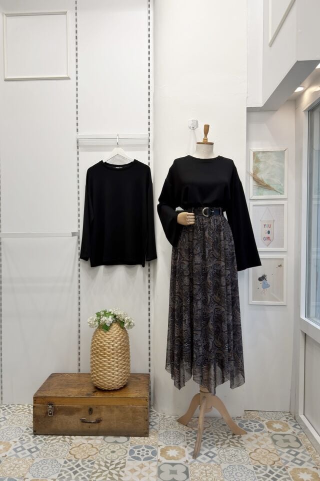 Siyah Kemerli Eliore Etek