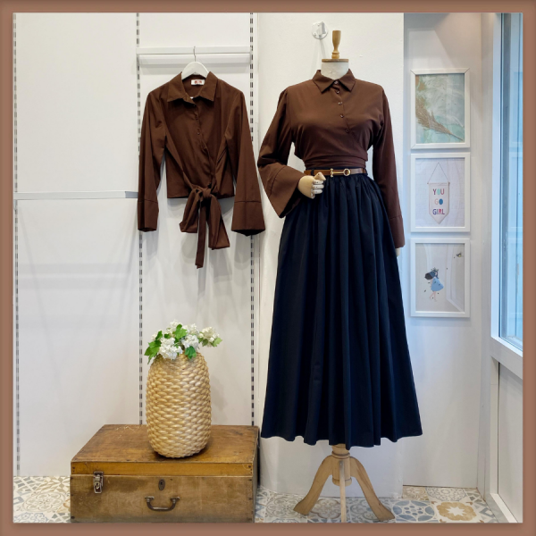 Siyah Kemerli Sık Pileli Etek