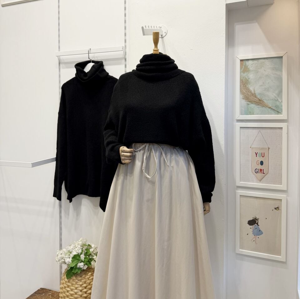 Oversize Siyah Balıkçı Yaka Kazak