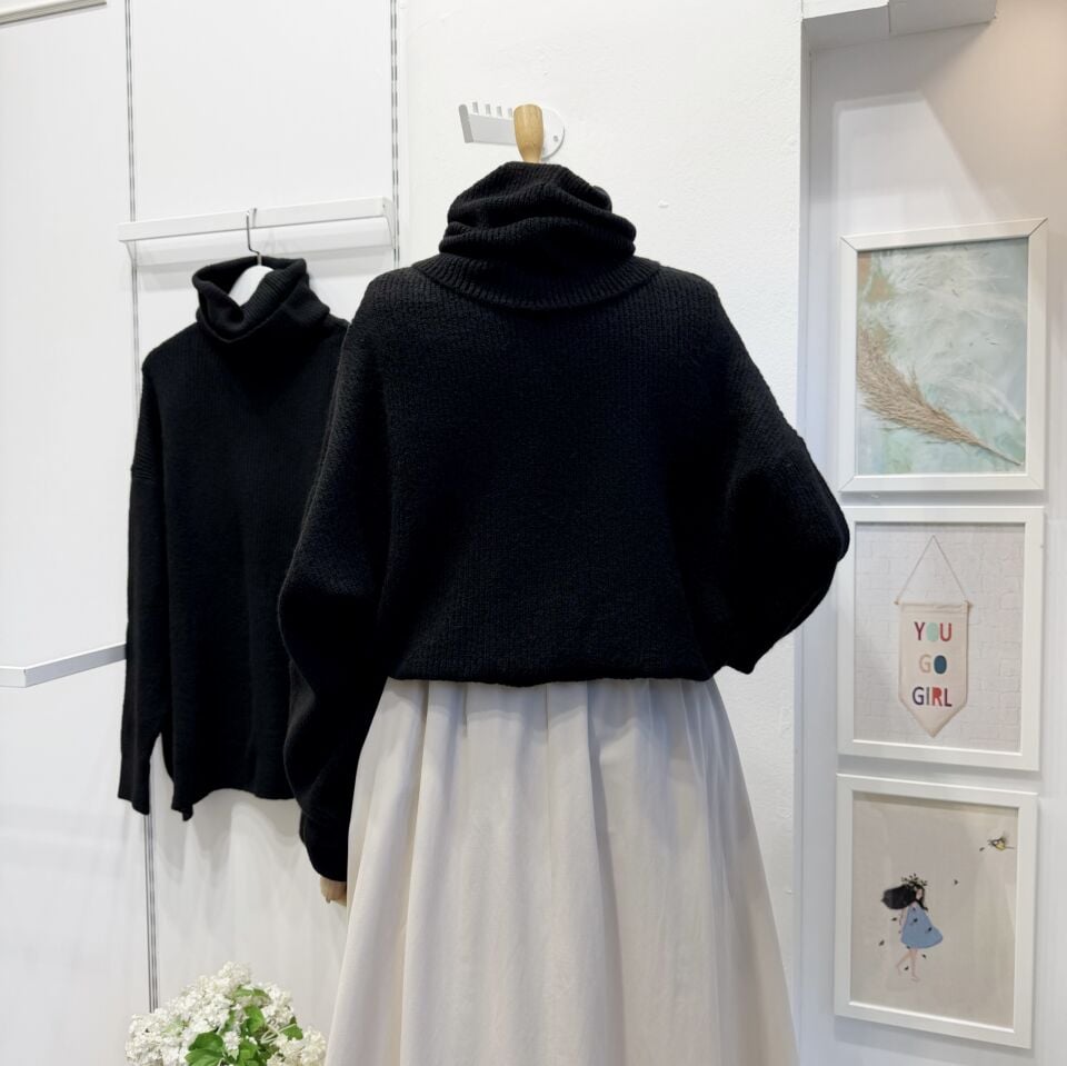 Oversize Siyah Balıkçı Yaka Kazak