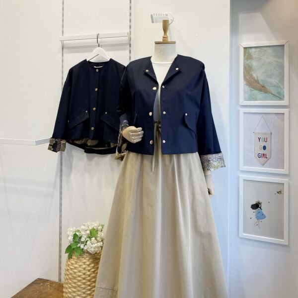 Astarı Desenli Lacivert Ceket