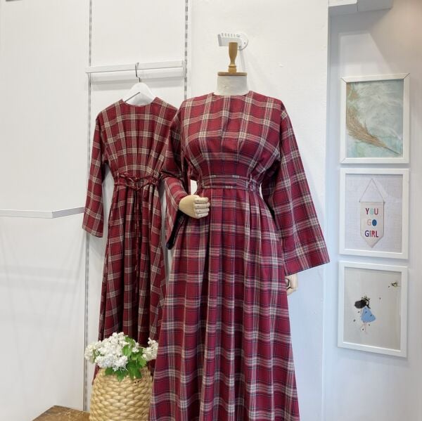 Kırmızı Ekose Desenli Alize Elbise