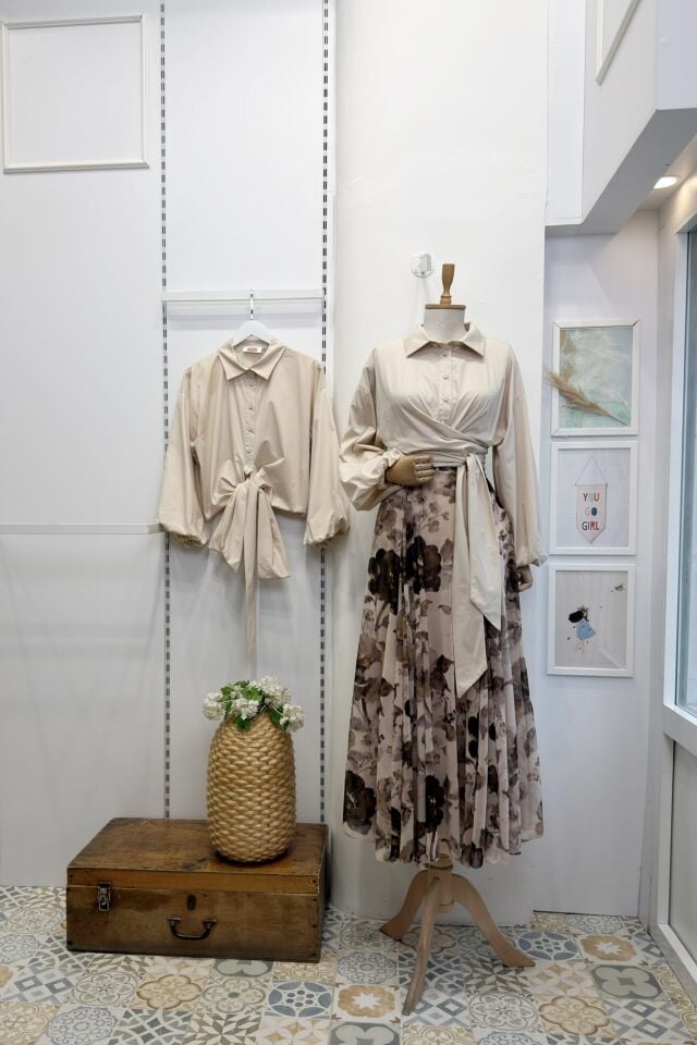 Krem Bağlamalı Balon Kol Gömlek